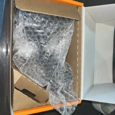 Vivint Outdoor Camera (HDP450) And Plug - Image 1 of 2