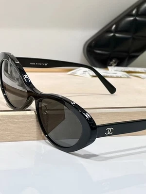 NUEVO CHANEL 5416 Gafas de sol ovaladas negras acetato y lentes grises 100 % auténticas Foto 1 de 4