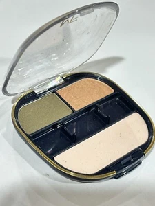 Max Factor dawn to dusk Eye Shadow Olive , Sand,stay Put  No Applicator - Picture 1 of 4