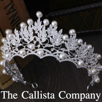 THE CALLISTA COMPANY, TIARA GENUINO CRISTAL DE IMITACIÓN AUSTRIACO Y PERLA (PLATA) Foto 1 de 4