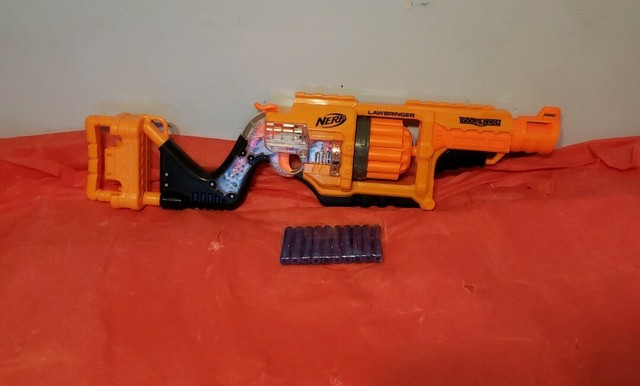 Preços baixos em Adventure Force Nerf Doomlands 2169 Pistolas de Dardos e  Dardos Macios