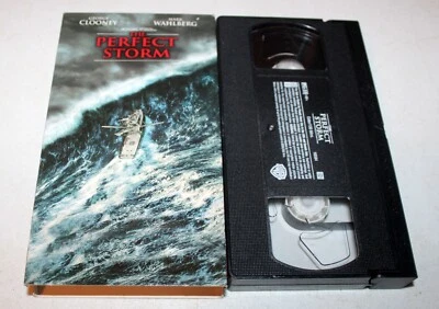 The Perfect Storm (VHS) George Clooney, Mark Wahlberg, John C. Reilly - VG - Image 1 of 2