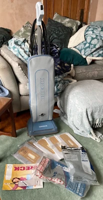Oreck U3775HHPD Upright Vacuum Cleaner Blue & Grey Corded Bagged 350W.  Bags £14 - Image 1 of 4
