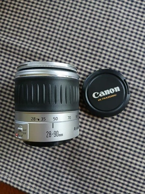 Canon 28-90mm f/4-5.6 II EF Mount Lens, Silver, without Caps - Image 1 of 4
