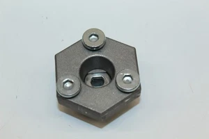 Ricambio parte originale MowRow per RM-24 SMRT - supporto motore ruota di taglio - Foto 1 di 7