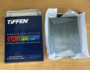 Tiffen 4x5.65 Soft Edge Grad Vertical ND 0.3 (1 Stop) Cinema Filter - Picture 1 of 2