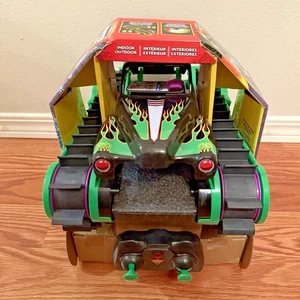 NEW! Official Grave Digger Trax All-Terrain Remote Control Outdoor Vehicle - Picture 1 of 5