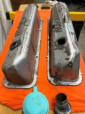 Cubiertas de válvula de techo Pent con script "MERCURY". Par limpio 390 427 428CJ 406 410 FE Foto 1 de 4