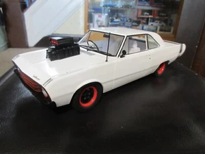 1:18 GreenLight Pre-Production Sample 1969 Chrysler VF Valiant WHITE DDA Blown - Picture 1 of 12