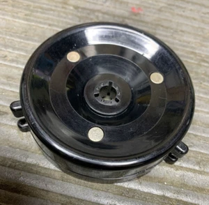 STRUDER / REVOX NAB HUB REEL TO REEL ADAPTOR MADE IN ENGLAND - SINGLE - Picture 1 of 5