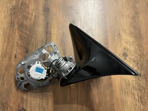 BMW 5 F10 F11 GENUINE RIGHT Mirror Base Shadow Line Folding for LHD Cars - Picture 1 of 13