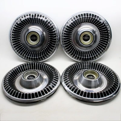 Buick Riviera 1965 tapacubos cubiertas de rueda de 15 pulgadas 01369252 OEM GM juego de 4 clásicos Foto 1 de 4