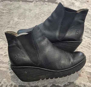 Fly London Black Round Toe Wedge Heel Classic Chelsea Womens Boots UK 6 - Picture 1 of 6