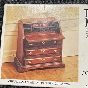 The House Of Miniatures Kit -#40042 Chippendale Slant Desk Circa 1750 Open - Picture 1 of 5