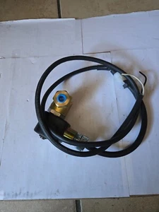 Parker 2-Way Normally Closed, 1/4" NPT General Purpose Solenoid Valve Free Ship - Picture 1 of 2