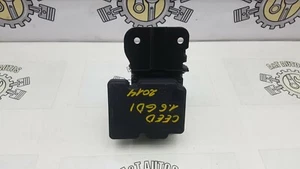 KIA CEED GT 1.6 PETROL ENGINE CODE G4FJ ABS PUMP 61589-45200 2012-2017 - Picture 1 of 11