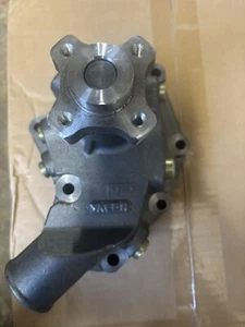 Water Pump For John Deere Tractor 1520 2030 2280 - RE19944 - Picture 1 of 2