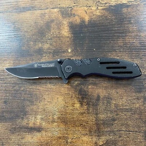 SMITH & WESSON EXTREME OPS TACTICAL FOLDING KNIFE Blade 4 - Picture 1 of 9