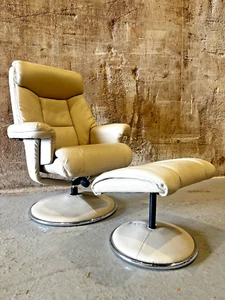 Contemporary Recliner Lounge Chair with Footstool - Picture 1 of 10