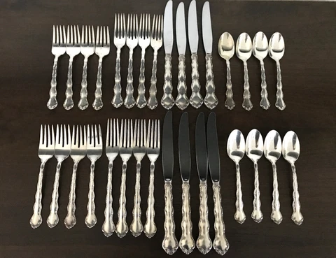 Tara by Reed and Barton Sterling Silver Flatware Set For 8 Service 32 Pieces Cover