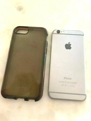 APPLE iPHONE 6 EXCEPTIONAL CONDITION, PROTECTIVE SLEEVE & CHARGER 16GB, SILVER - Image 1 of 4