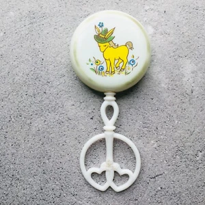 Juguete de sonajero bebé burro caballo vintage plástico celuloide 6" - Imagen 1 de 6