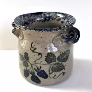 Sugar Camp Pottery Glazed Stoneware Crock Jar Vase w/ Handles BERRIES UNUSED VTG - Picture 1 of 7