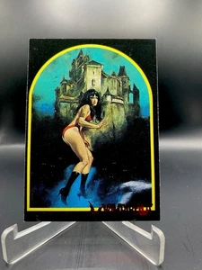 Vampirella 1995 Topps The Classic Gallery No.14 Red Foil - Bild 1 von 2