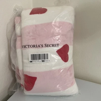 VICTORIA'S SECRET VS Acogedora Manta Sherpa LOGO CORAZÓN DÍA DE SAN VALENTÍN NUEVO Foto 1 de 4