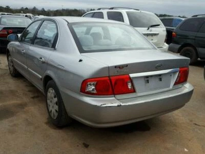 Kia Optima: 2003, 2004, 2005, 2006, tapa trasera OEM bolsillo de licencia Foto 1 de 4