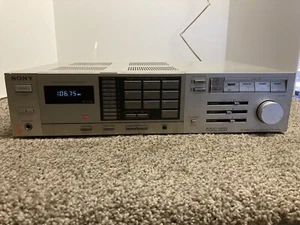 Sony STR-VX450 AM/FM Stereo Receiver Silver - Video - CD/AUX - Tuner - Phono - Picture 1 of 11