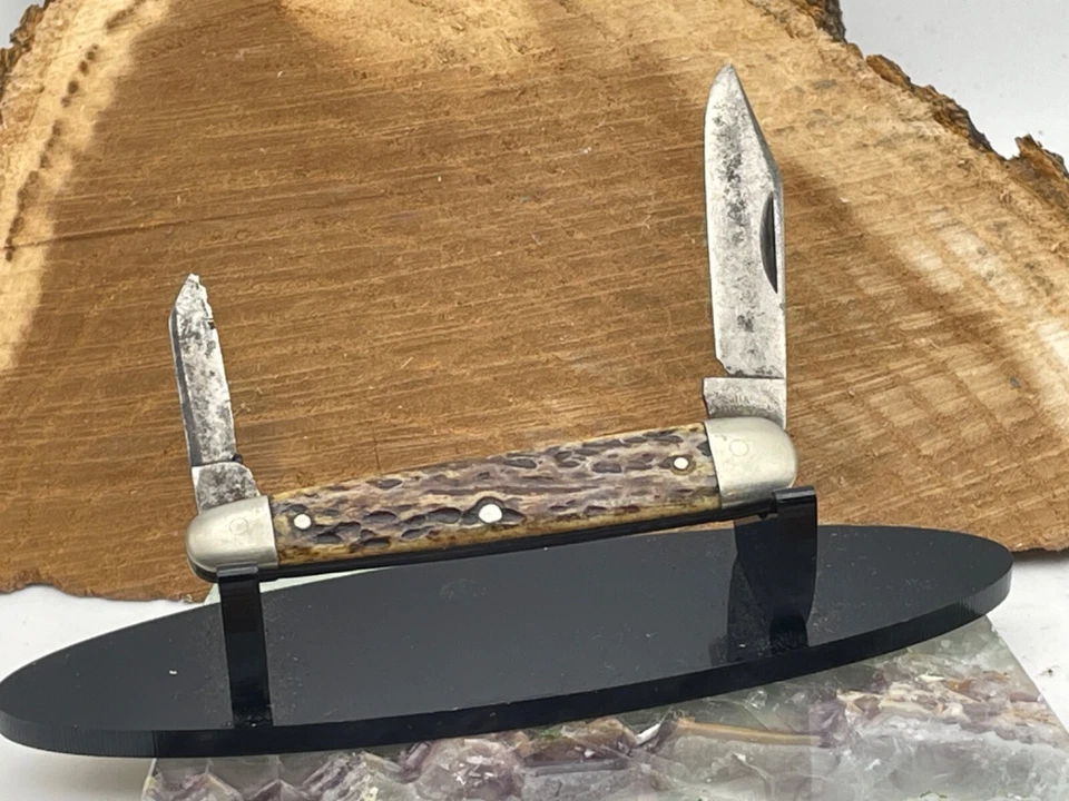 RARE early Vintage Cattaraugus 232390 2 Blade Pen jigged bone Handles--2381.24 - Image 1 of 4