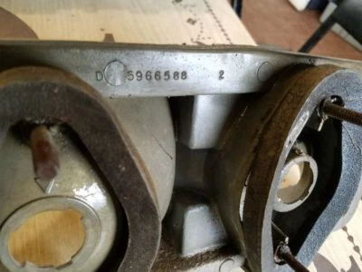 Carcasa de luz trasera derecha para pasajero para Skylark 75-77   Foto 1 de 4