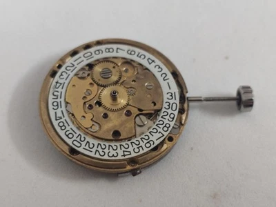 TISSOT AUTOMATIC MOVEMENT CAL NO.2481 DATE ON-3 CROWN AT-3 O'CLOCK A-286 - Image 1 of 4