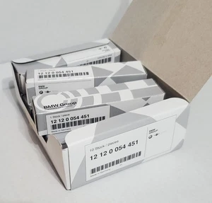 8X Genuine BMW F90 M5 S63M Spark Plugs 12120054451 N63N F01 F02 F07 F15 F16 OEM - Picture 1 of 1
