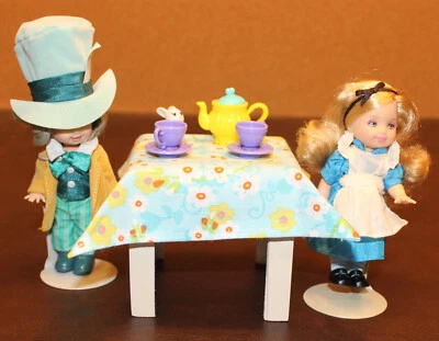 2002 Disney Barbie Alice In Wonderland Collectible Kelly+Tommy w/Table&Tea Set - Image 1 of 4