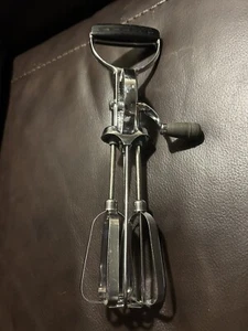 Vintage EKCO Best Manual Egg Beater Hand Crank Mixer Stainless Steel SMOOTH USA - Picture 1 of 6