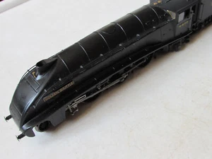 Bachmann Class A4 4496 'Golden Shuttle' LNER Black Livery RAIL Spec Ed POST PAID - Picture 1 of 8