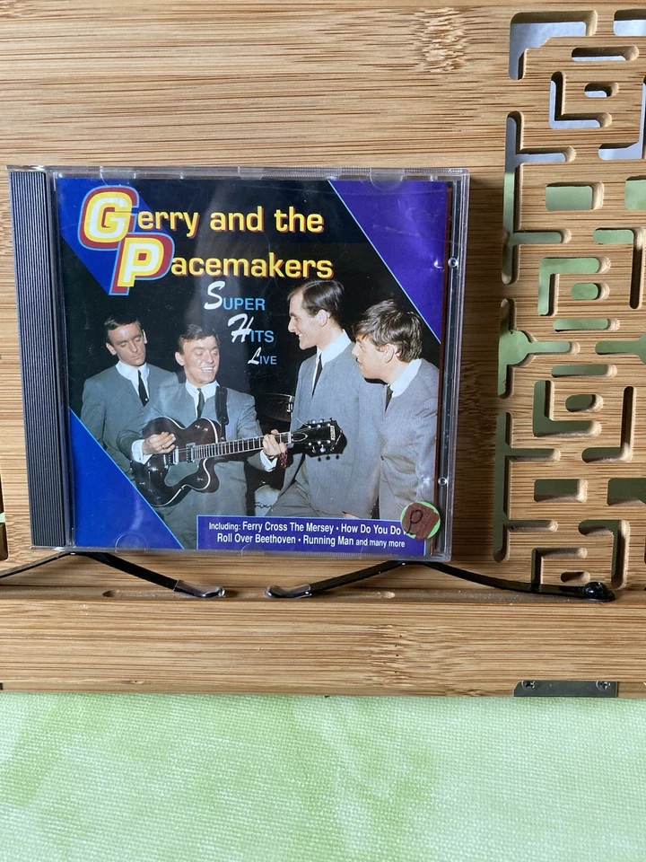 Cd Gerry & The Pacemakers - Superhits Live / RCA Records ￼ - Bild 1 von 1