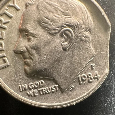 1984 P Dime  Clip Error K-5  UNC A-450 - Image 1 of 4