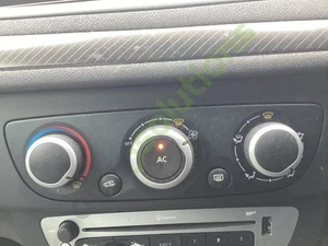 RENAULT MEGANE MK3 2012-2013 HEATER CONTROL PANEL - Picture 1 of 6