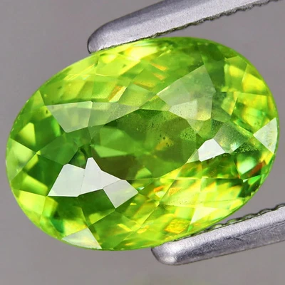 Wunderschön! 1,65ct 8,27x6,07mm Oval Natur Unbeheizt Gelblich Grün Sphene, Mada - Bild 1 von 4