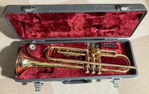 YAMAHA YTR-235 Trumpet Musical Instrument Good Condition - Picture 1 of 3