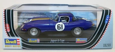 Revell 1/32 Scale Slot Car 08299 - Jaguar E Type #61 Privateer Racer - Image 1 of 3