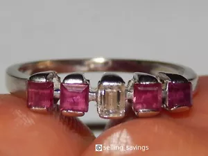 18K WHITE GOLD RUBY & DIAMOND PRINCESS EMERALD CUT BEZEL SET BAND RING SIZE 6.25 - Picture 1 of 4