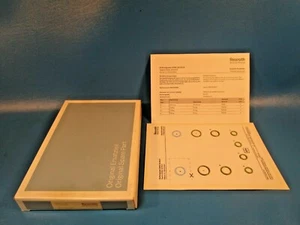 Bosch Rexroth R961000660 Seal kit, Z2S6-5X/6X/V - Picture 1 of 5
