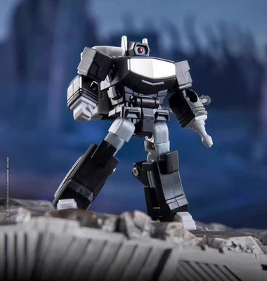 Dr Wu Customs DW-E38B DW-E39 Dark Shockwave Hubcap Action Figure toy in stock - Image 1 of 4
