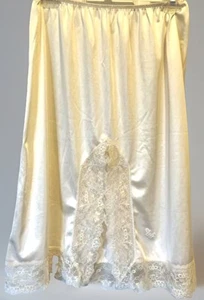 Slip mezzo calcio vintage Diane Von Furstenberg panna nylon orlo pizzo taglia Med - Foto 1 di 5
