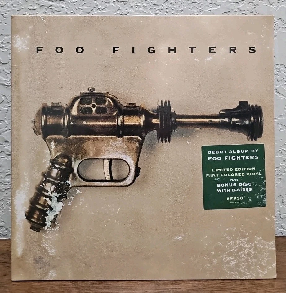 Foo Fighters LIMITED TO 1995 copies MINT vinyl NATIONAL ALBUM DAY 2025 - Image 1 of 4