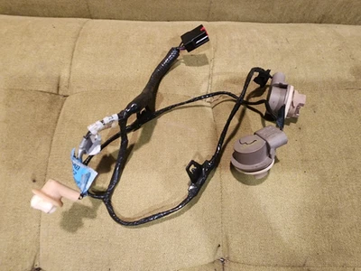 2003-2005 Mercury Grand Marquis Tail Panel Plate Reverse Light Wiring Harness  - Image 1 of 4